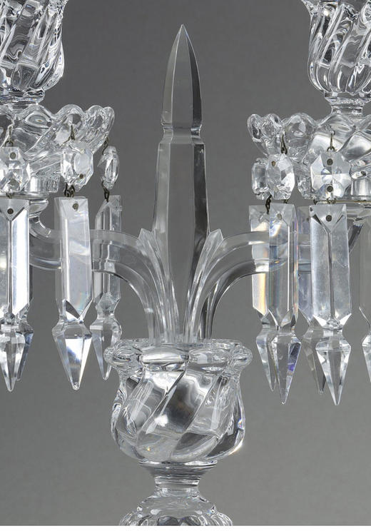 独角鹿西洋古董 20世纪法国水晶工坊巴卡拉出品Médaillon圆雕纹款双枝头水晶烛台一对 商品图6