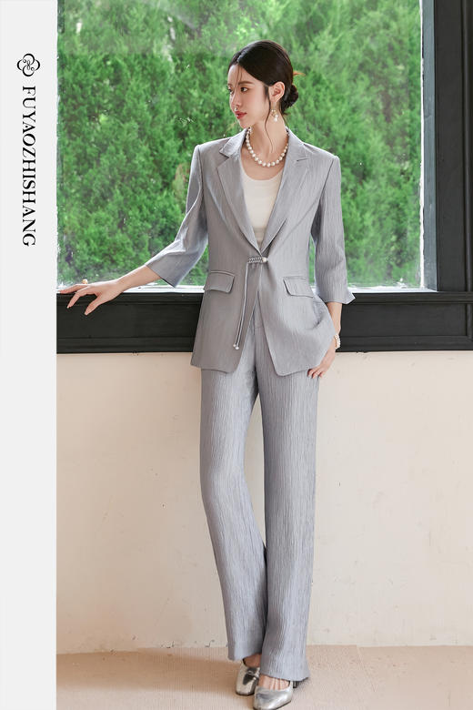 FUYAO扶摇 天丝肌理感时尚套装女秋高端垂感西装外套小个子两件套 商品图5