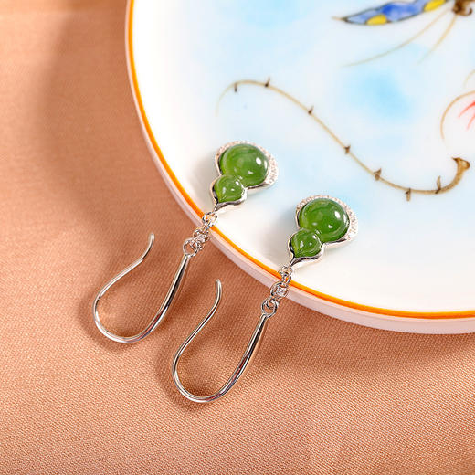 【福禄珍喜】S925纯银和田玉碧玉福禄葫芦耳饰【RP-EZ620027】 商品图1