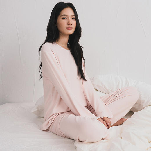 海中羊绒！秋冬海藻纤维家居服女防螨保湿双面磨毛睡衣开叉设计感简约可外穿 商品图0
