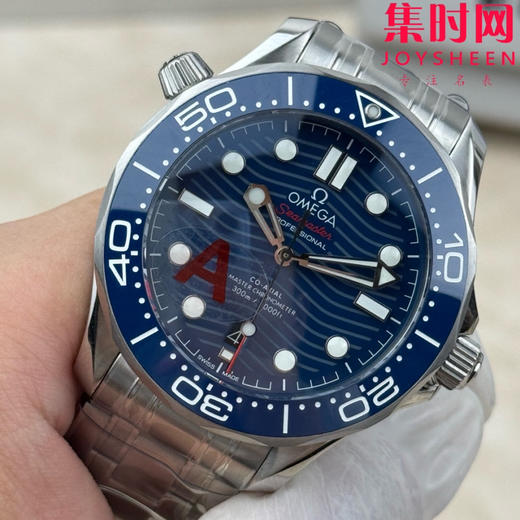 欧米茄VS海马300米系列V3版 原装开模 蓝海马
款式：男士潜水腕表 商品图4