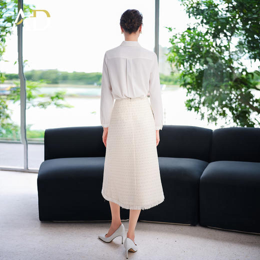 AD高级感名媛时尚套装2025新款气质白色衬衫秋季小香风编织伞裙 商品图4