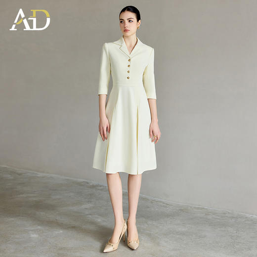 AD米色中袖连衣裙女气质名媛高端女神范高级感小翻领大摆西装裙子 商品图1