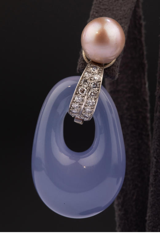 独角鹿西洋古董 1960年代法国出品铂金镶嵌钻石及天然海水珍珠玉髓耳坠 商品图3