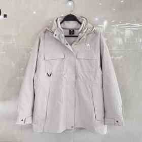 骆驼 三合一冲锋衣 449.90元（不退不换，线上线下同时售卖，不保证有货）613262-WY