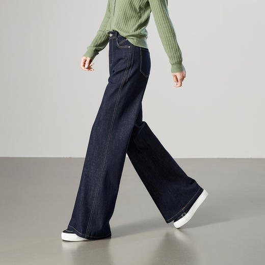 【不易褪色-筒喇牛仔】逸阳秋新品软垂弹力显瘦喇叭裤牛仔长裤8233 商品图2