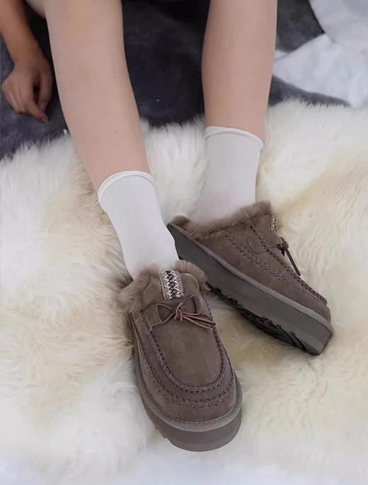 UGG 阿尔派系列羊皮毛一体拖鞋（XR） 商品图3