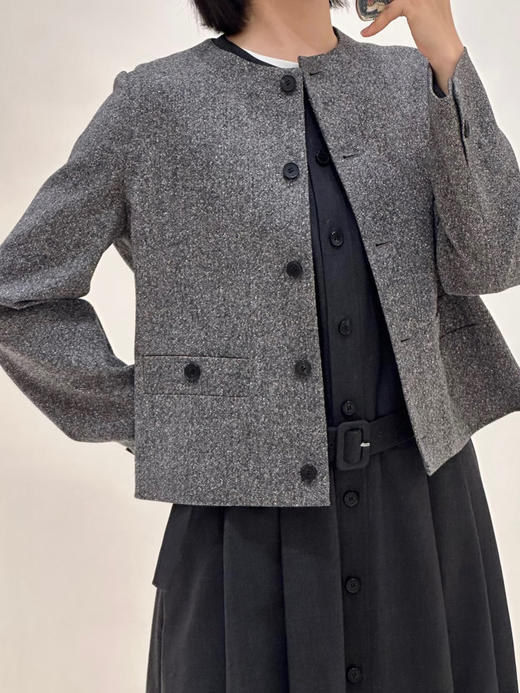 【高品质私服】【IC羊毛混纺花呢夹克外套】周二（10.14）上午10点开始 基于经典的英式风格 手感柔软 舒适自如G1572【无标出货 介意慎拍】 商品图5
