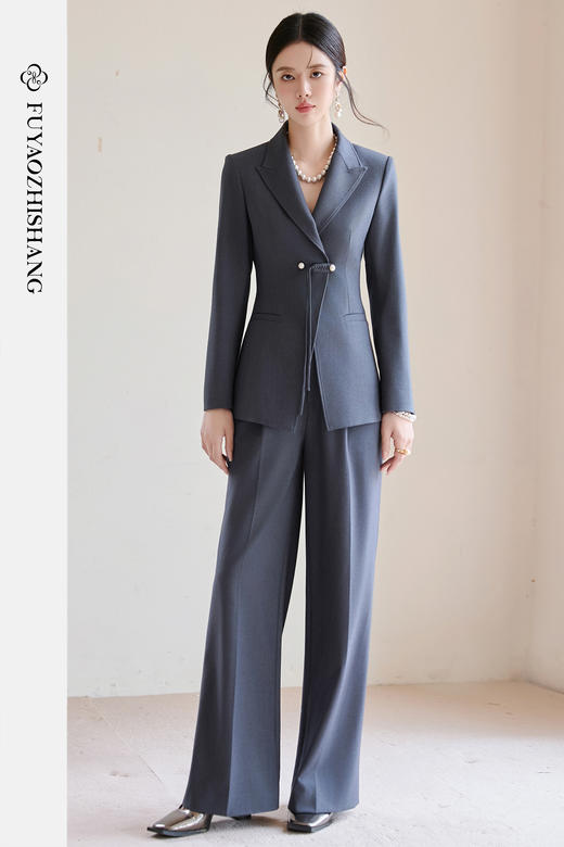 FUYAO扶摇 复古国风西装套装女2025新款新中式盘扣气质西服两件套 商品图5