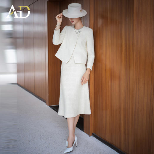 AD白色名媛小香风套装裙女2025新款秋冬高级感轻奢外套半身裙套装 商品图3