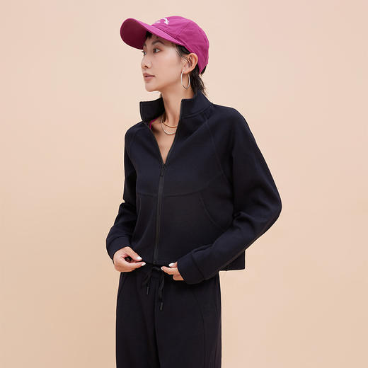 跃牌【轻匀系列】2025秋冬立领运动外套长袖修身百搭显瘦健身服大口袋宽松休闲上衣WT42014 商品图3
