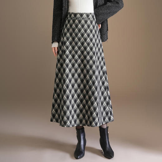 BFZY-B2563冬季格纹毛呢半身裙女2025年新款洋气高腰气质优雅女士格子长裙 商品图2