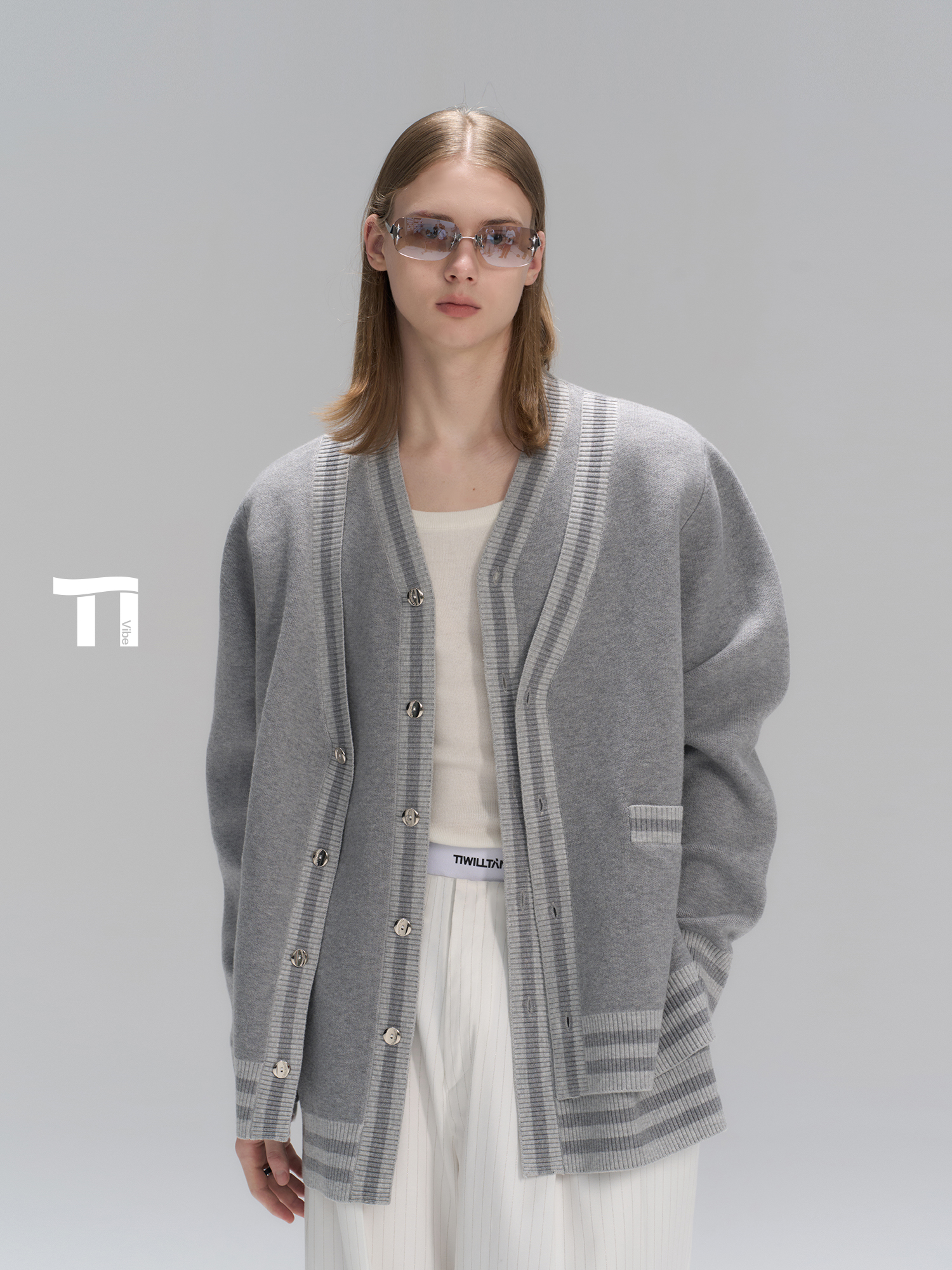 启世录TIWILLTANG“光隙界构”多门襟撞色开衫