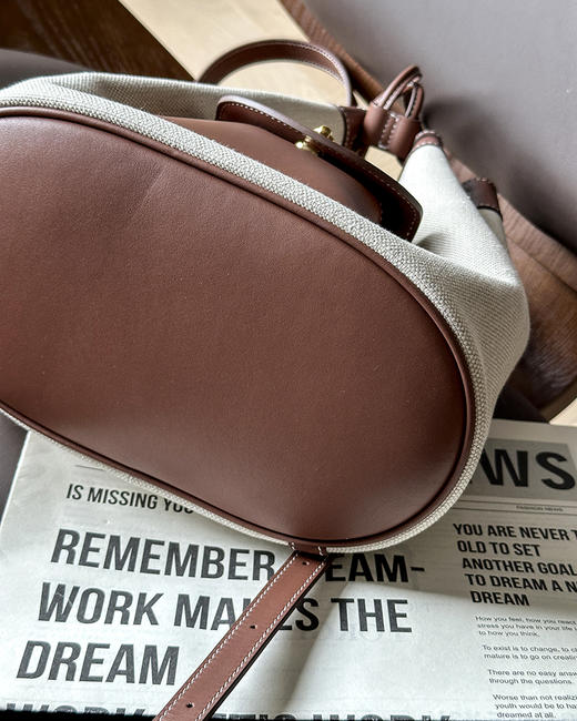 单品包邮 现货 THS-无 大牛工厂 lp家帆布拼皮水桶双肩包 CQ1420 商品图6