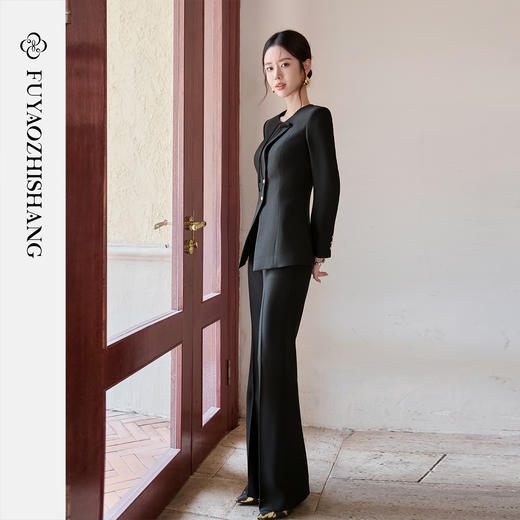 FUYAO扶摇 黑色时尚套装女新款复古斜襟圆领西装外套微喇裤两件套 商品图3