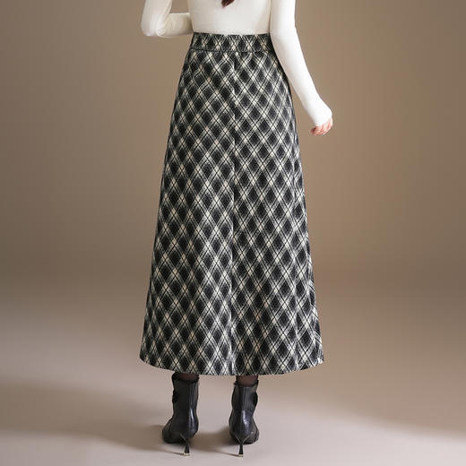 BFZY-B2563冬季格纹毛呢半身裙女2025年新款洋气高腰气质优雅女士格子长裙 商品图3