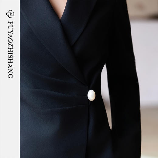 FUYAO扶摇 黑色西装套装女2025秋高级感醋酸西服外套微喇裤两件套 商品图2