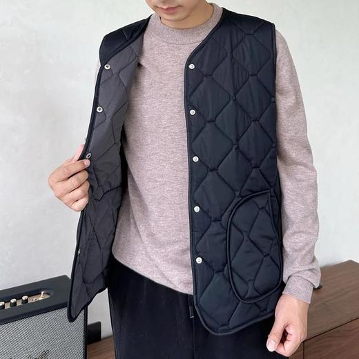 【叠穿法宝 100%羊毛夹层 防风防寒防泼】情侣款轻暖软糯内里羊毛马甲（男士W4079/女款W4078） 商品图1