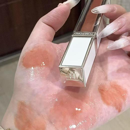 骨折特价   TF白管唇釉17 商品图0