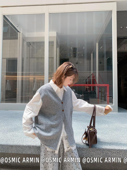 秋冬必备 韩系穿搭天花板【OSMIC ARMIN韩系百搭慵懒风毛衣马甲】简约百搭软糯慵懒风毛衣马甲女2025秋冬新款宽松叠穿针织背心 商品图10