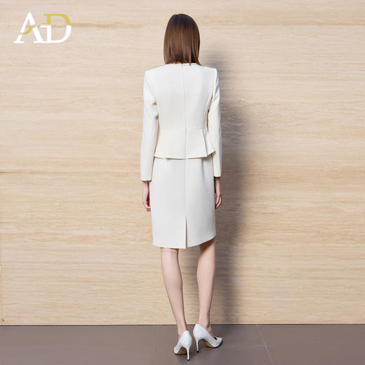AD女神范小香风连衣裙女米白色肌理感荷叶边高级感假两件西装裙子 商品图4