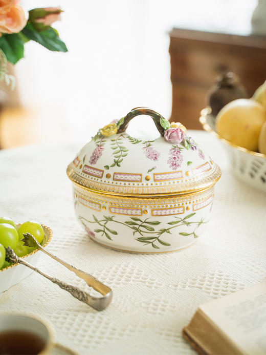 【已售】独角鹿西洋古董 20世纪中期皇家哥本哈根出品「Flora Danica 丹麦之花」系列餐具套件 商品图2