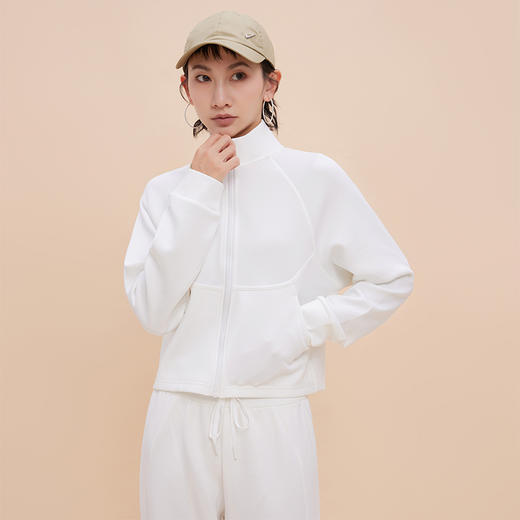 跃牌【轻匀系列】2025秋冬立领运动外套长袖修身百搭显瘦健身服大口袋宽松休闲上衣WT42014 商品图4