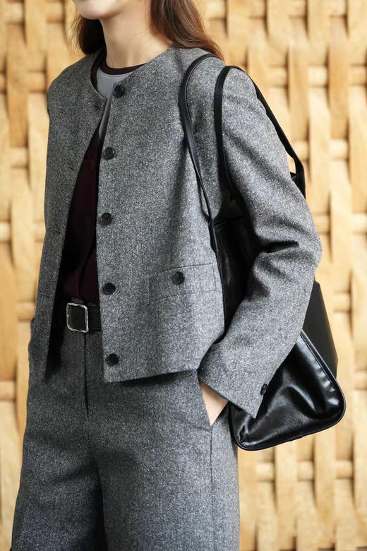 【高品质私服】【IC羊毛混纺花呢夹克外套】周二（10.14）上午10点开始 基于经典的英式风格 手感柔软 舒适自如G1572【无标出货 介意慎拍】 商品图11