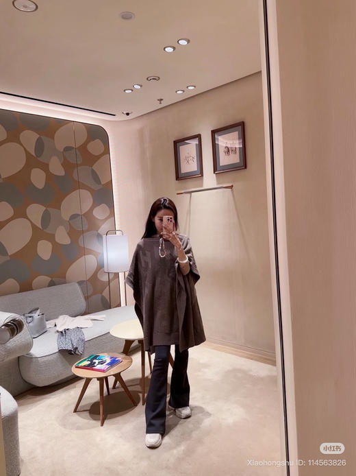 1013-9 大马 高端货 棉羊毛 炒鸡厚实重磅有气场 大斗篷 披肩 商品图5