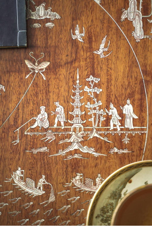 独角鹿西洋古董 19世纪末中国出品镂雕祥纹传统楼阁人物主题天然材质镶嵌双层茶几 商品图4