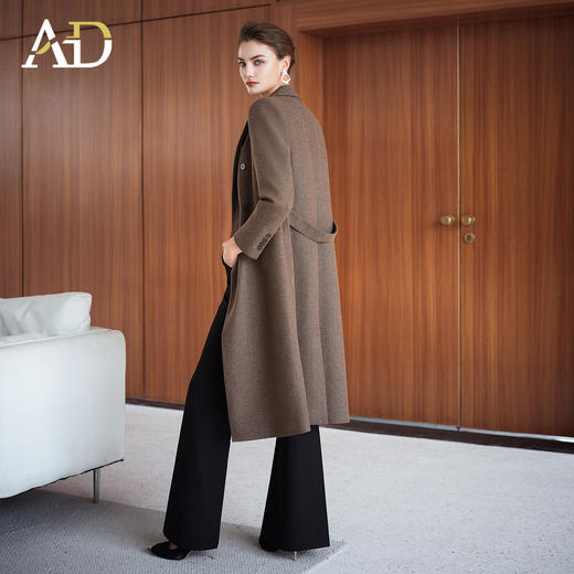 AD秋冬高级感棕色羊毛大衣女2025新款英伦风直筒中长款毛呢外套 商品图4
