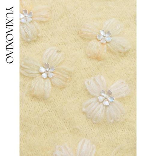 余潇潇【雏菊画幕】慵懒时髦羊驼毛混纺拼立体花朵刺绣V领宽松毛衣 商品图2