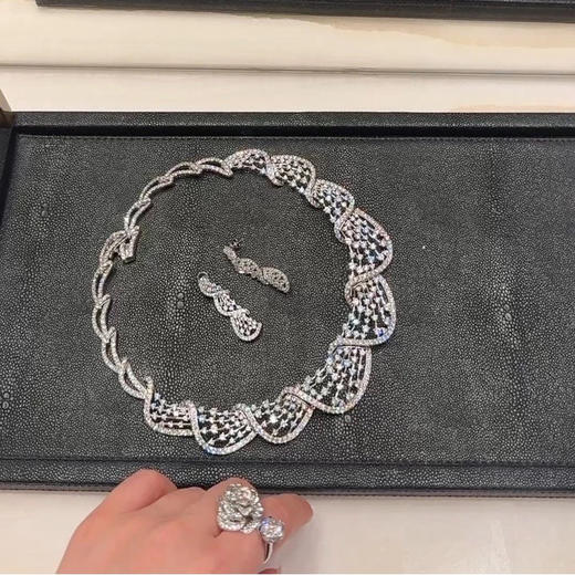 GAONAS  波澜设计白色贵气臻奢白项圈11587XW 商品图4