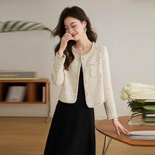 百媚生 粗花呢小香风短款上衣小个子 YB8916 商品图2