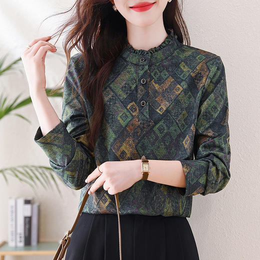 KQL 458H3572时尚减龄休闲气质保暖立领小衫上衣 商品图3