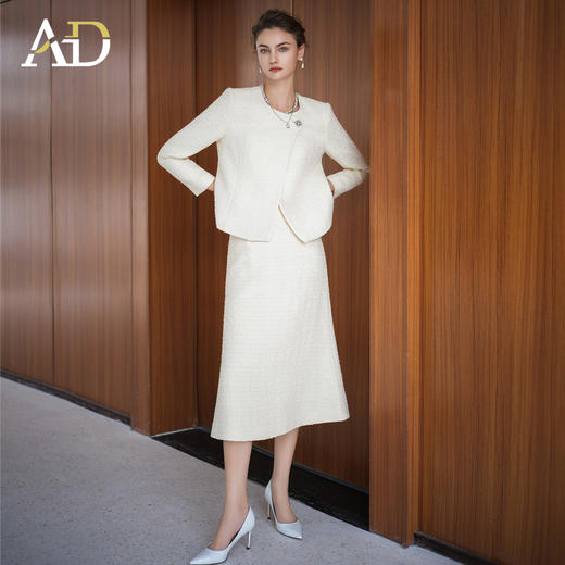 AD白色名媛小香风套装裙女2025新款秋冬高级感轻奢外套半身裙套装 商品图2