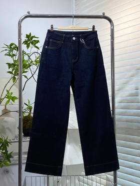 经典九分直筒牛仔裤 搭单鞋球鞋秒减龄