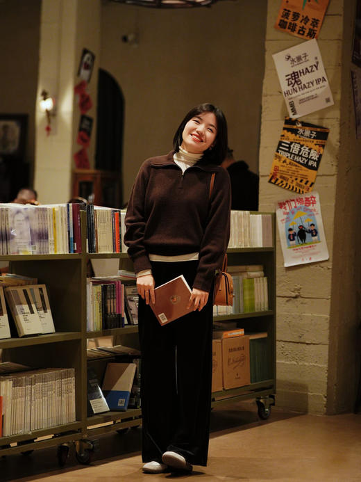 【高品质私服】【IC粗纺羊毛绒拉链针织衫】周二（10.14）上午10点开始 通勤假日都好穿，清雅脱俗 上身显得很干净休闲随性G1193【无标出货 介意慎拍】 商品图5