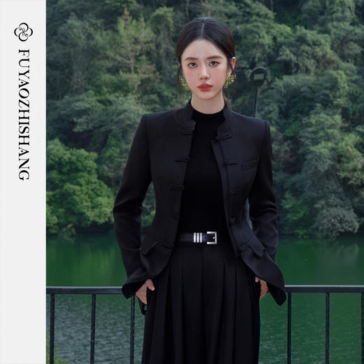 FUYAO扶摇 秋季新款高级感西装套装女国风对襟盘扣黑色西服两件套 商品图1