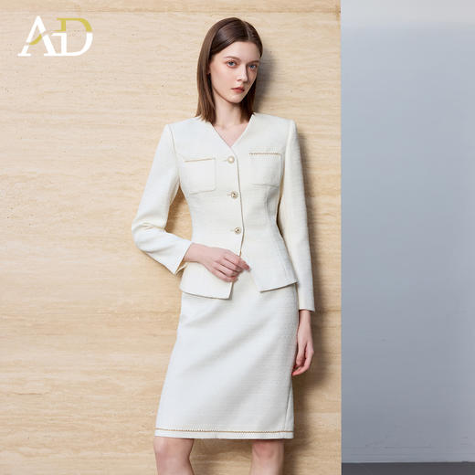 AD大方得体小套装早秋2025新款米白色肌理感小香风两件套时尚气质 商品图1