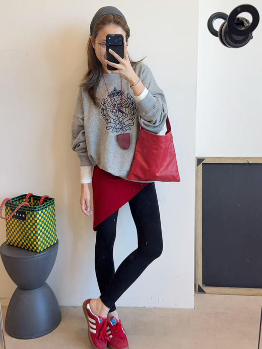 拉夫 * 25 最新款加薄绒花纱灰卫衣 商品图4