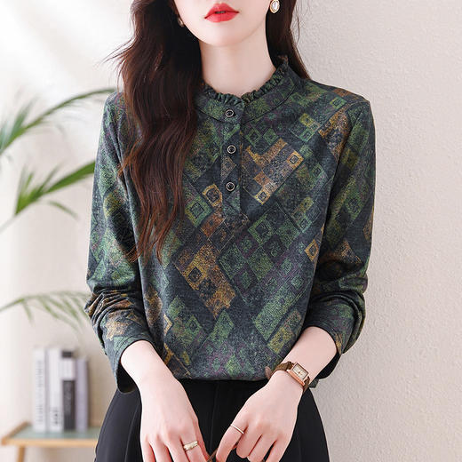 KQL 458H3572时尚减龄休闲气质保暖立领小衫上衣 商品图2