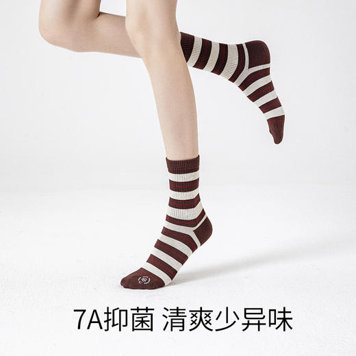 条纹日系穿搭中筒女袜 商品图4