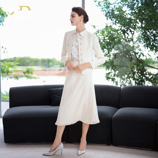 AD2025年新款名媛时尚套装女小香风外套高级感毛呢编织伞裙两件套 商品图2