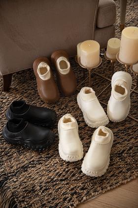 💕【玉舒佳榴莲增高防水棉鞋】这双厨师鞋，整个冬天焊死在我脚上🔥胖东来同款，防水防滑💦 旗舰店139元💰一双 ✅3色可选，🌸全部经典好搭