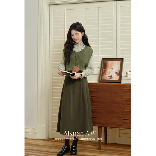 鹿向南「秋日苔藓」针织背心马甲女士2025新款秋冬季衬衫叠穿马夹 商品图2