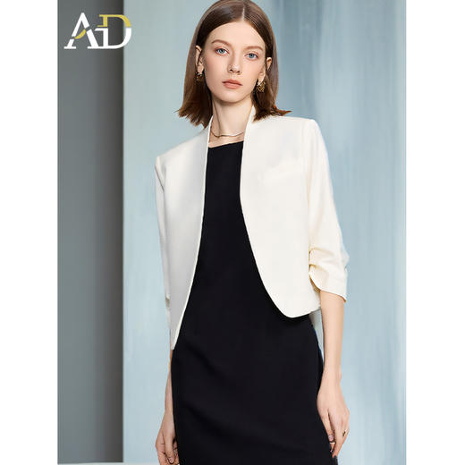 AD高端精致西装外套女2025新款秋季气质女神范职业装短款西服上衣 商品图1