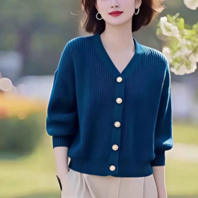 今年流行的v领针织开衫，轻奢高端女神范毛衣上衣LJX-865