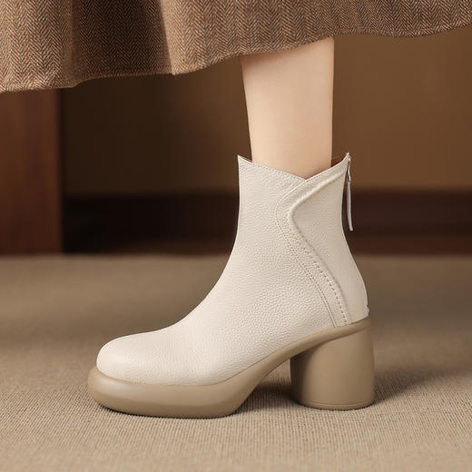 【预售5天】头层牛皮厚底马丁靴女真皮粗跟瘦瘦靴新款秋冬季高跟百搭短靴NWS1&A9641 商品图0