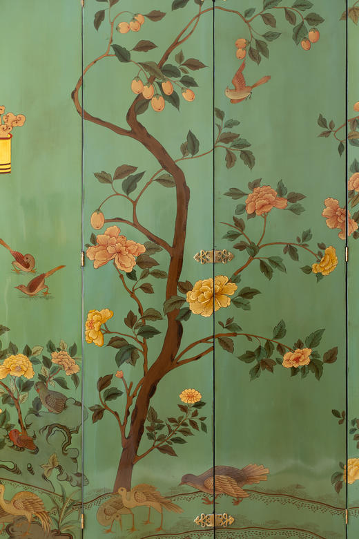 【已售】独角鹿西洋古董19世纪中国清代出品官邸人物与亭台山水主题黑漆地款彩双面八曲屏风 商品图10